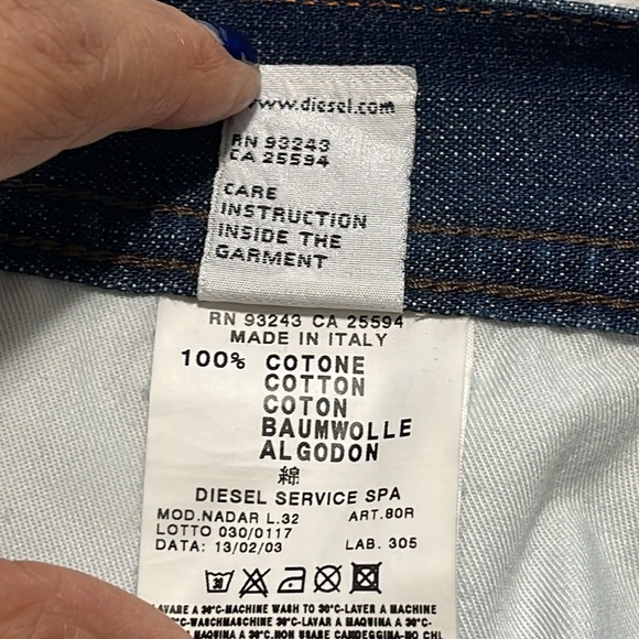 DIESEL RELAXED BOOT CUT SLIGHTLY FLARED DENIM JEANS 100% Cotton Size 30 EUC - Picture 12 of 17